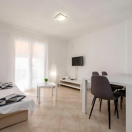 Marija Guest house 3*