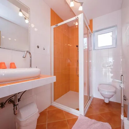 Guest house Marija Kampor